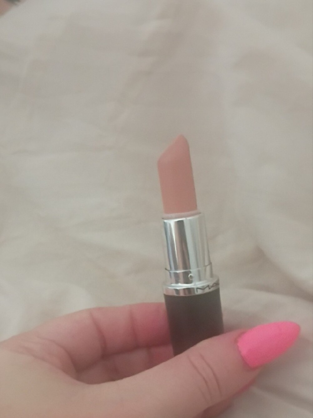 MAC Matte Lipstick In Shade Fleshpot - Picture 4 of 6